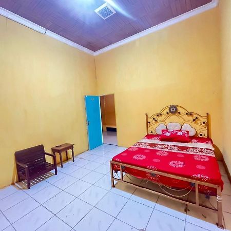 Hotel Malibu Baubau ภายนอก รูปภาพ